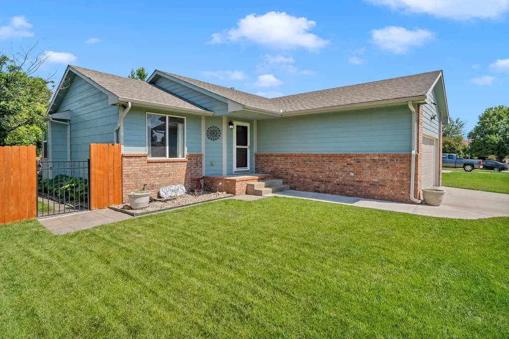 610 S Blue Stem Circle Wichita KS 67060