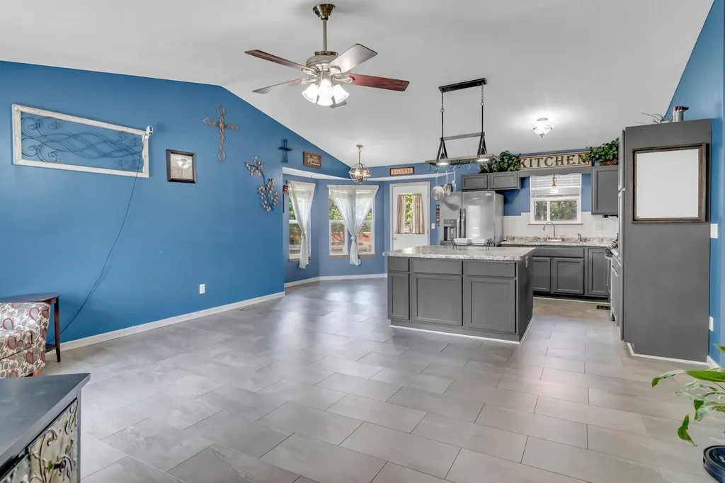 610 S Blue Stem Circle Wichita KS 67060