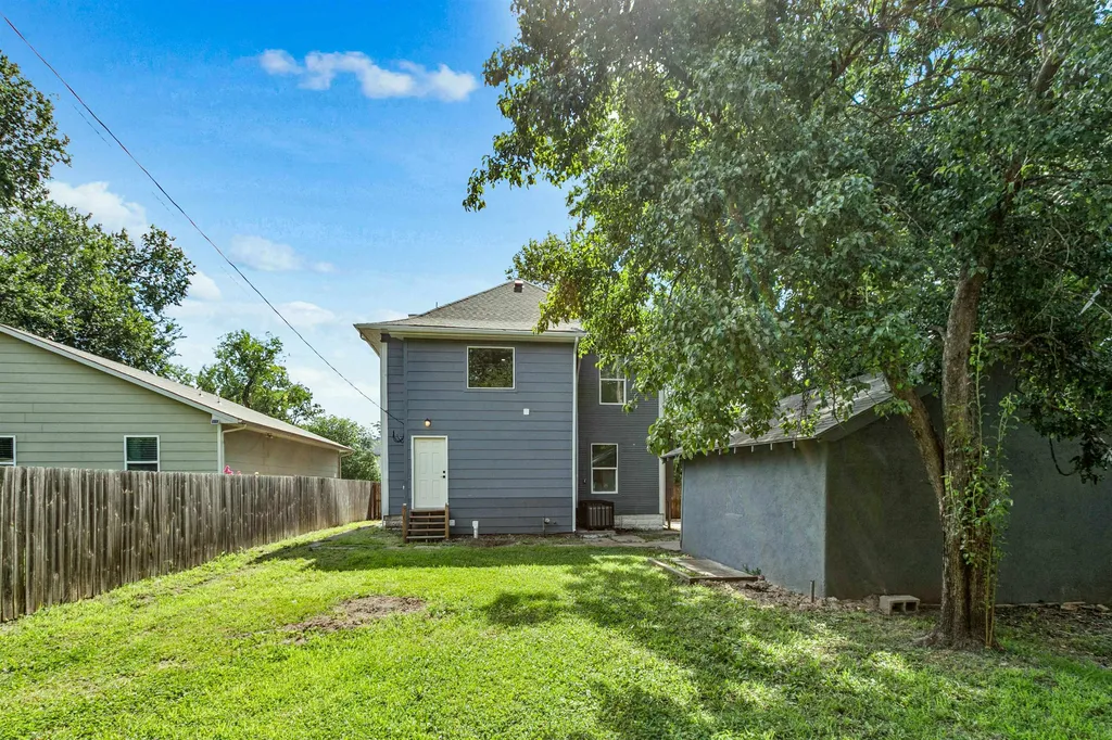 1117 S Main Street Wichita KS 67213