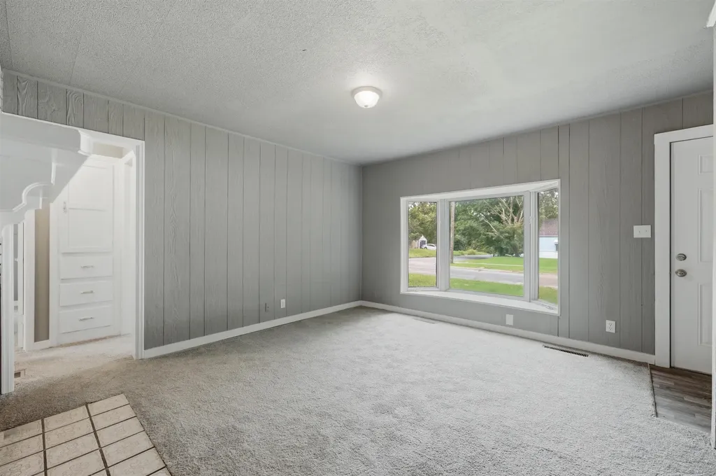 1202 N Terrace Drive Wichita KS 67208-2838