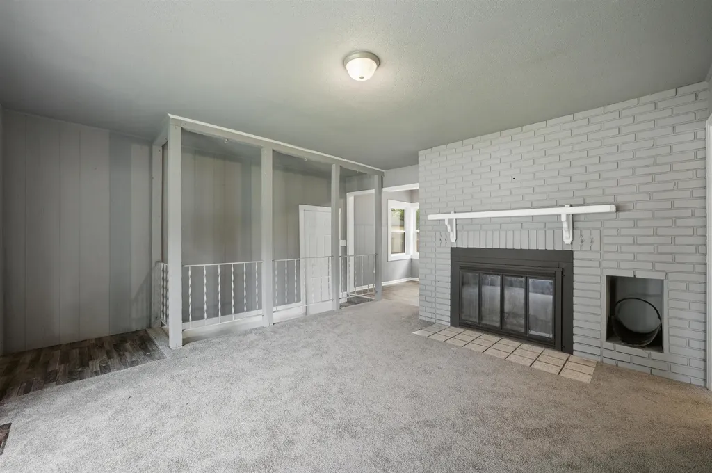 1202 N Terrace Drive Wichita KS 67208-2838