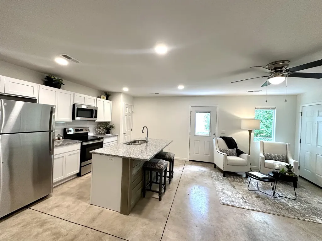 1019 N Spruce Wichita KS 67214