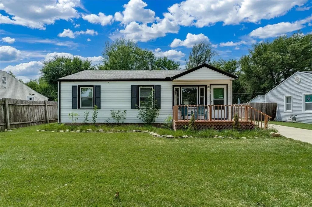 215 German Avenue Haysville KS 67060
