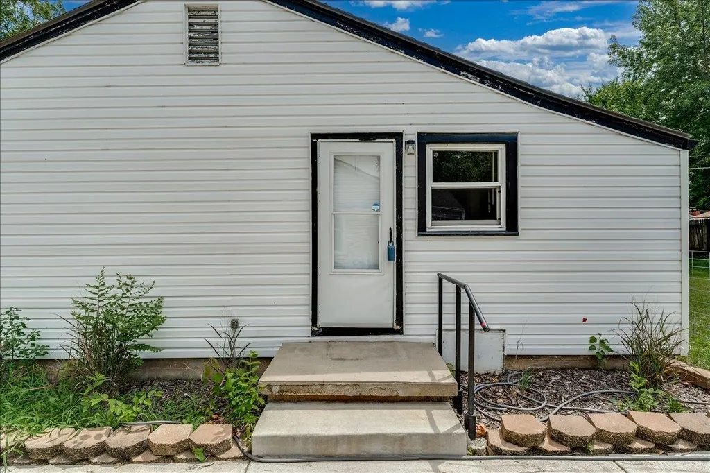 215 German Avenue Haysville KS 67060