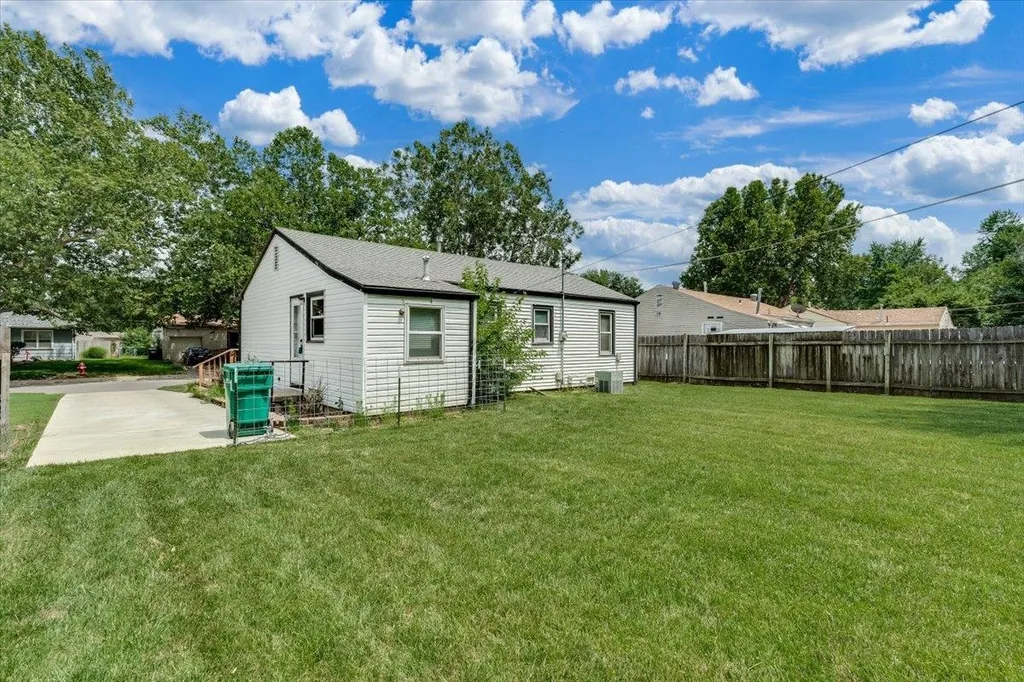 215 German Avenue Haysville KS 67060
