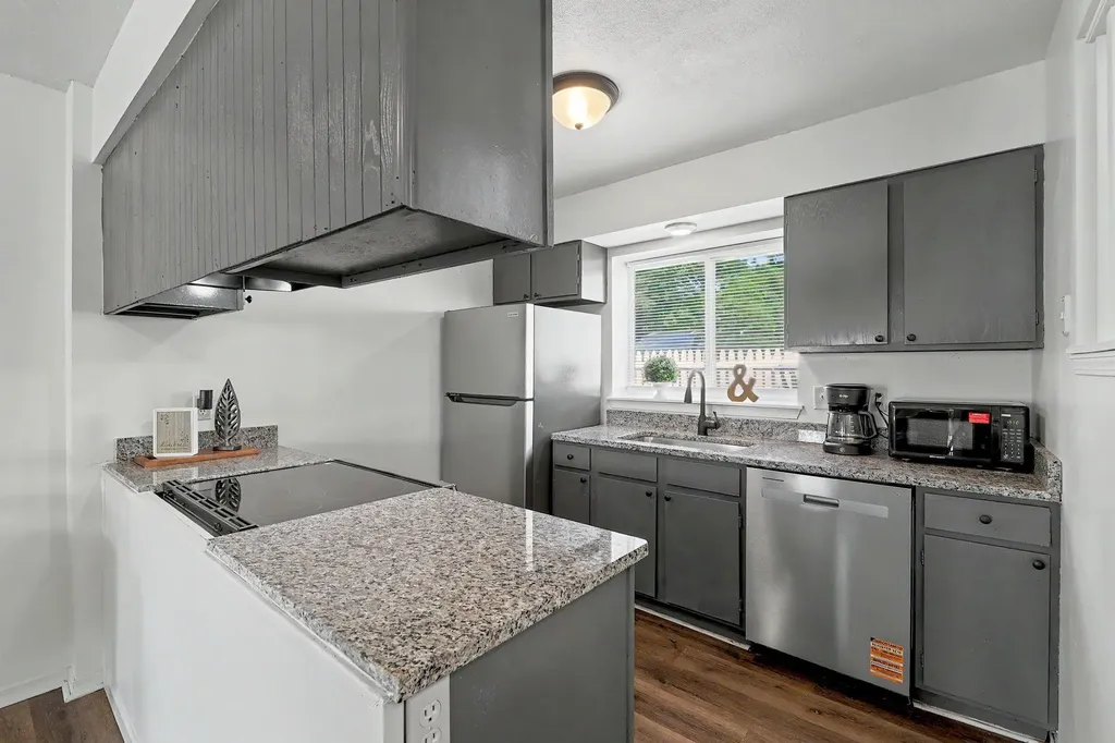 5566 S Gold Street Wichita KS 67217