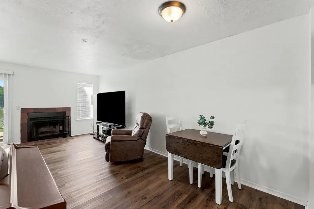 5566 S Gold Street Wichita KS 67217