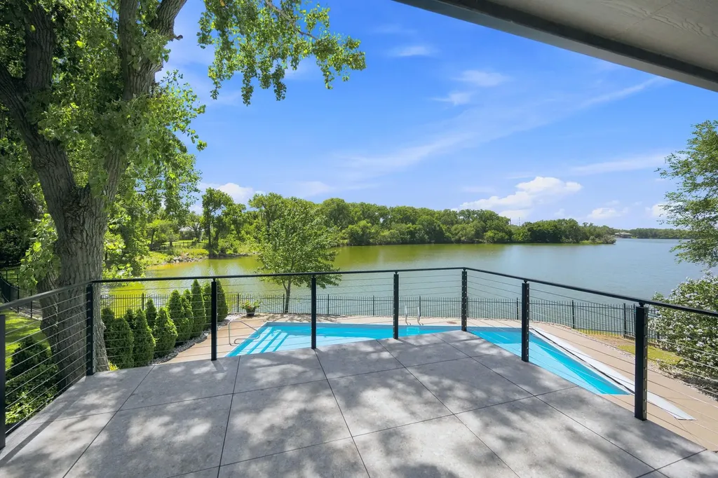 2409 N Hazelwood Wichita KS 67205