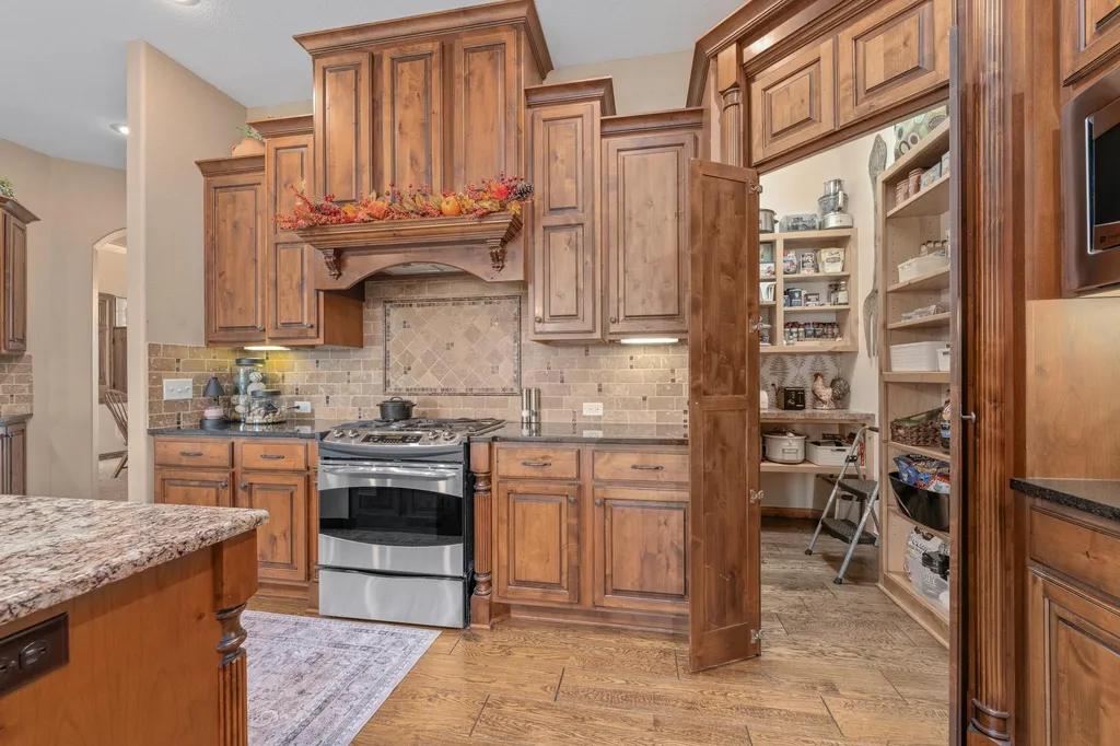 1520 N Ridgehurst Street Wichita KS 67230
