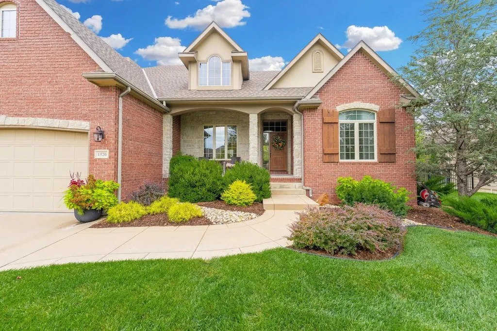 1520 N Ridgehurst Street Wichita KS 67230