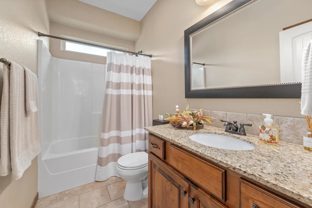 1520 N Ridgehurst Street Wichita KS 67230