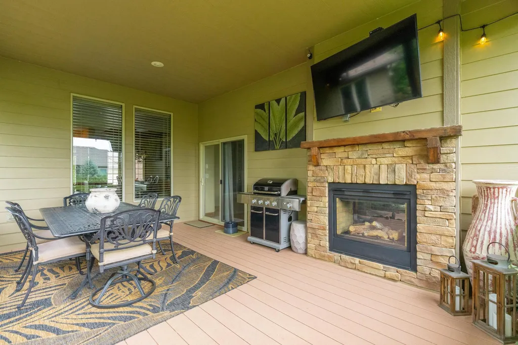 1520 N Ridgehurst Street Wichita KS 67230