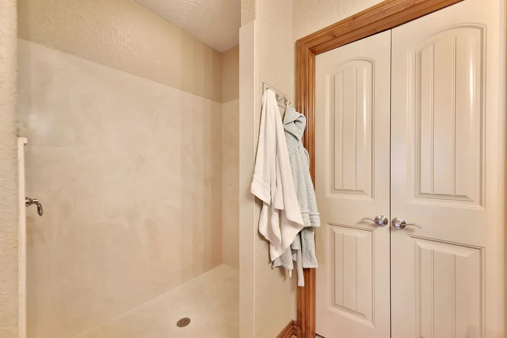 1337 N Hamilton Drive Derby KS 67037