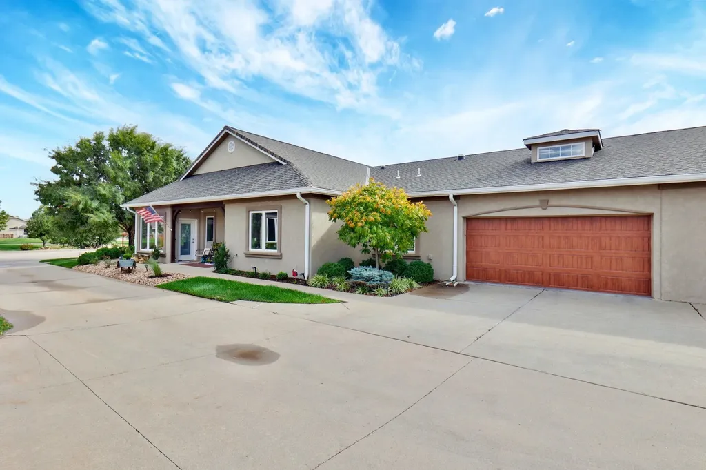 1337 N Hamilton Drive Derby KS 67037