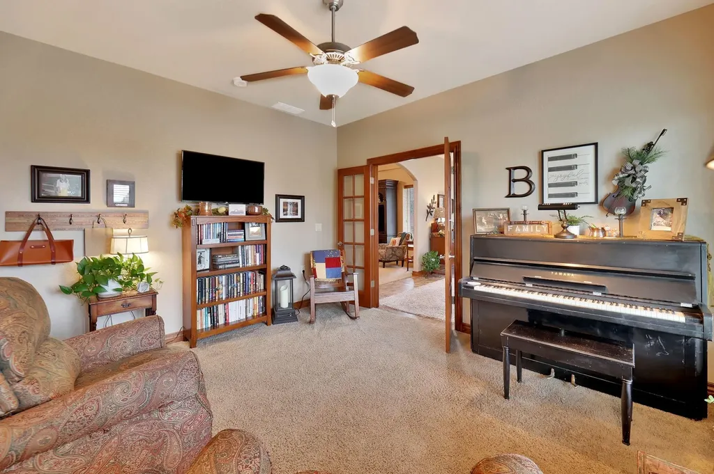 1337 N Hamilton Drive Derby KS 67037
