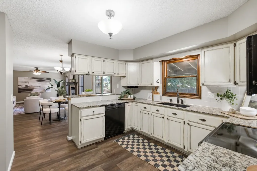 224 E Forest Park Court Derby KS 67037