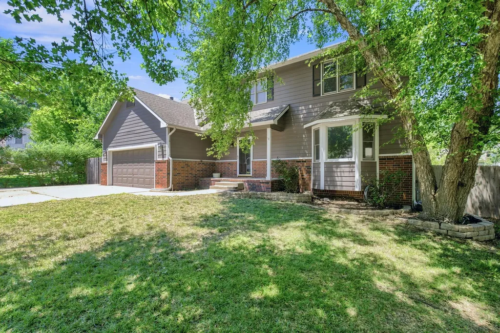 224 E Forest Park Court Derby KS 67037