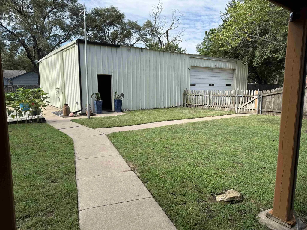 1801 W 53rd Street N Wichita KS 67204