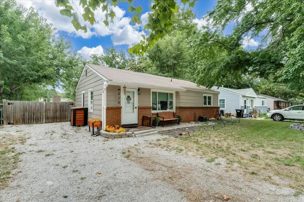 428 S German Haysville KS 67060