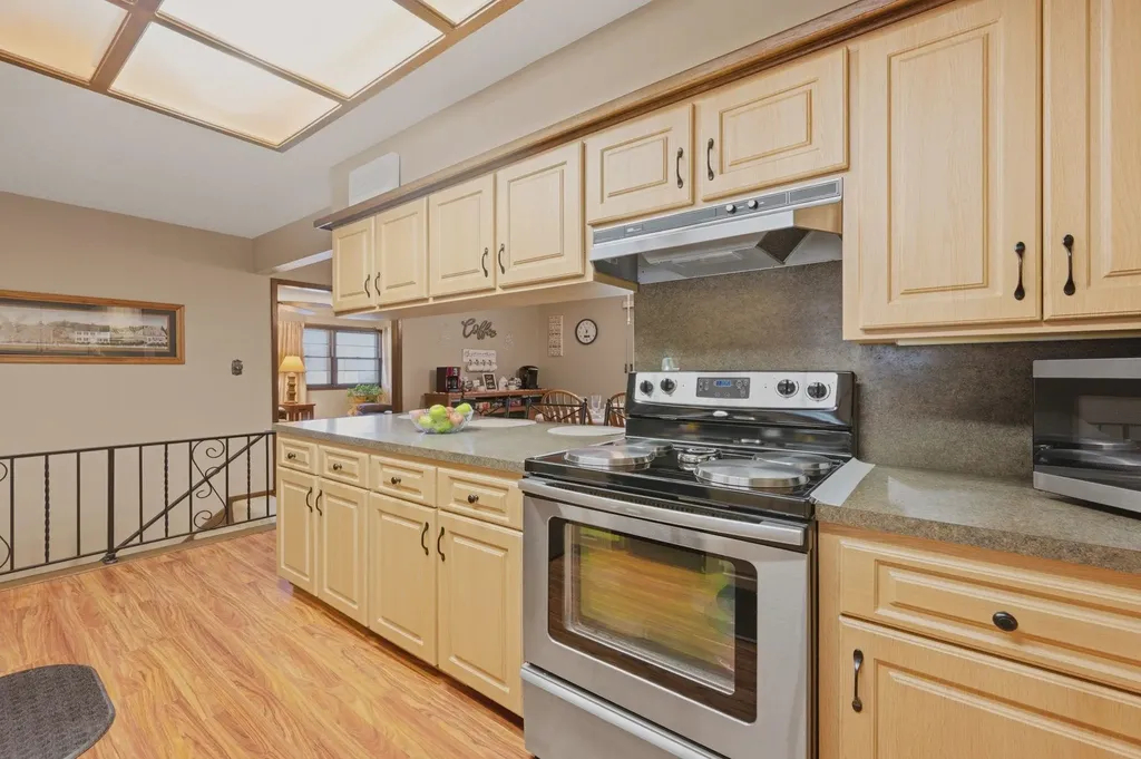 605 N Willow Drive Derby KS 67037