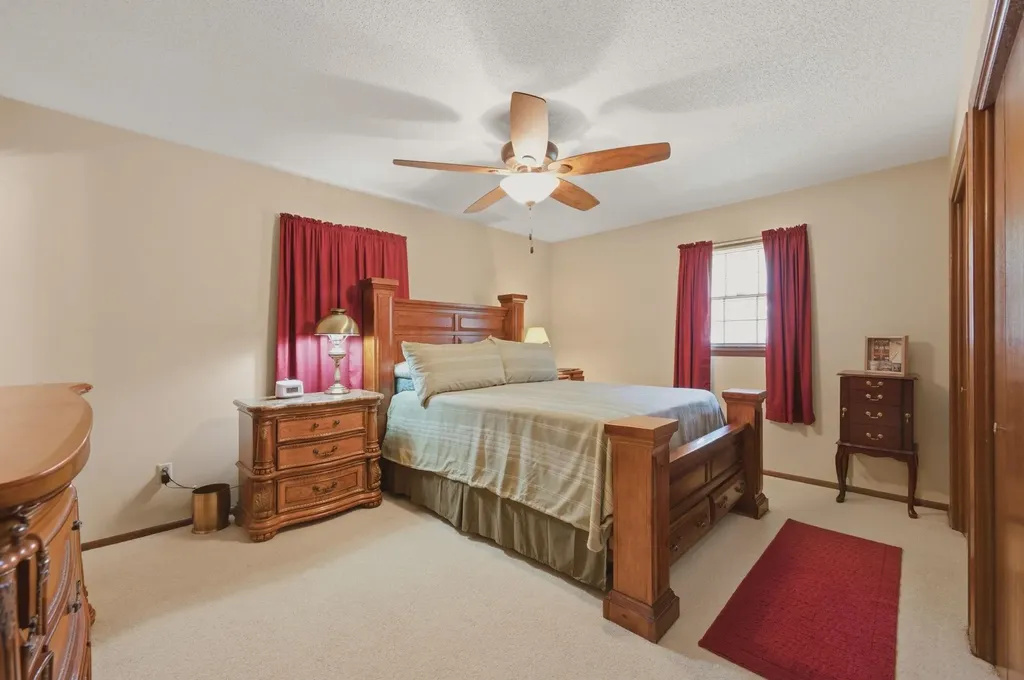 605 N Willow Drive Derby KS 67037