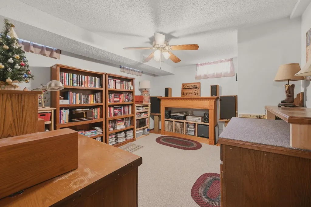 605 N Willow Drive Derby KS 67037