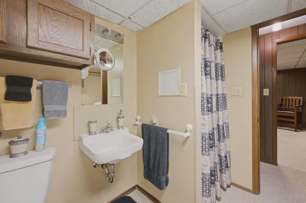 605 N Willow Drive Derby KS 67037