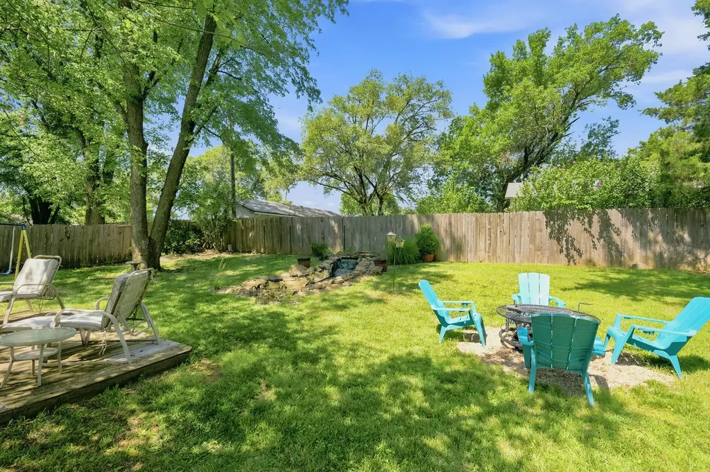 605 N Willow Drive Derby KS 67037