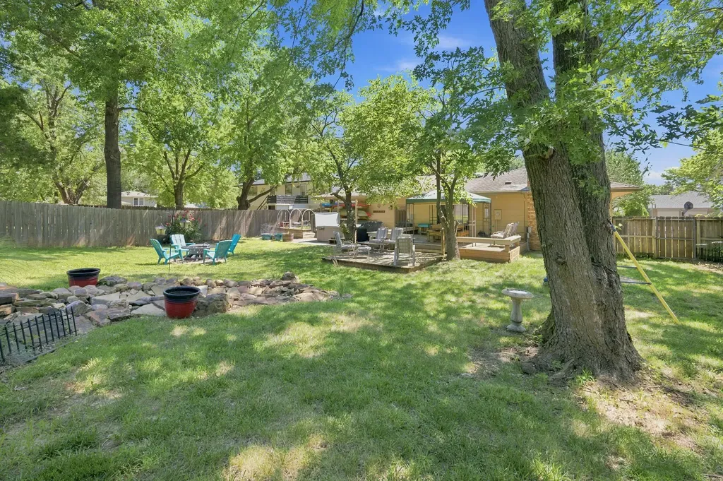 605 N Willow Drive Derby KS 67037
