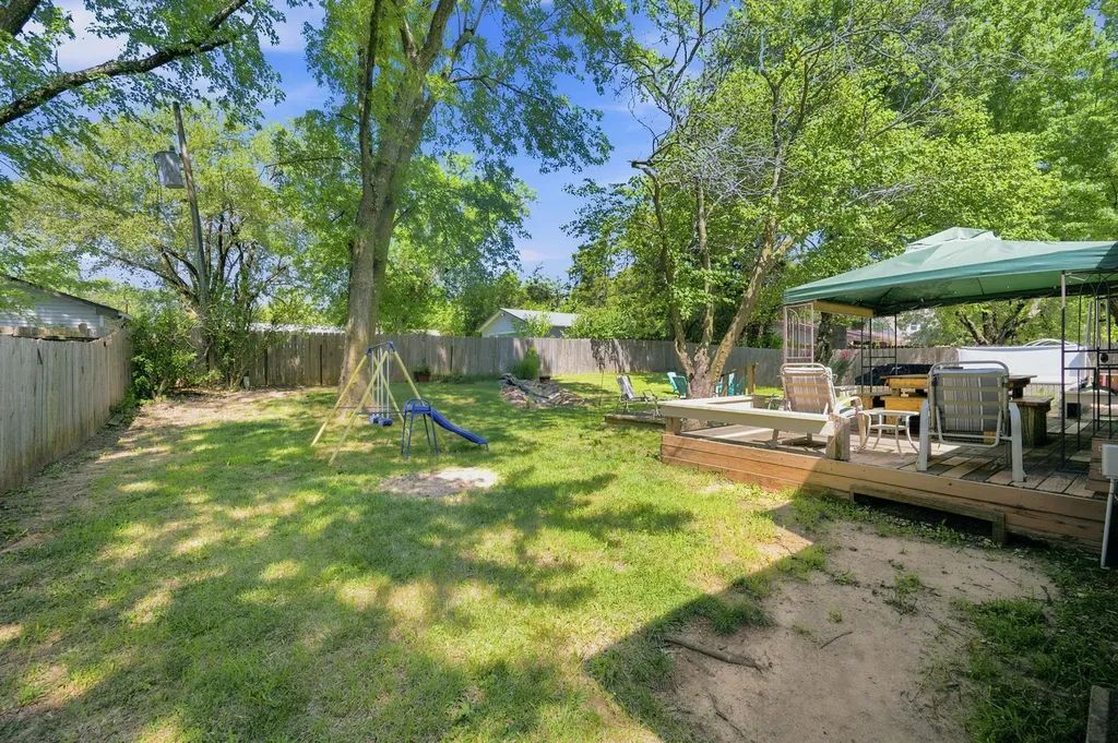 605 N Willow Drive Derby KS 67037