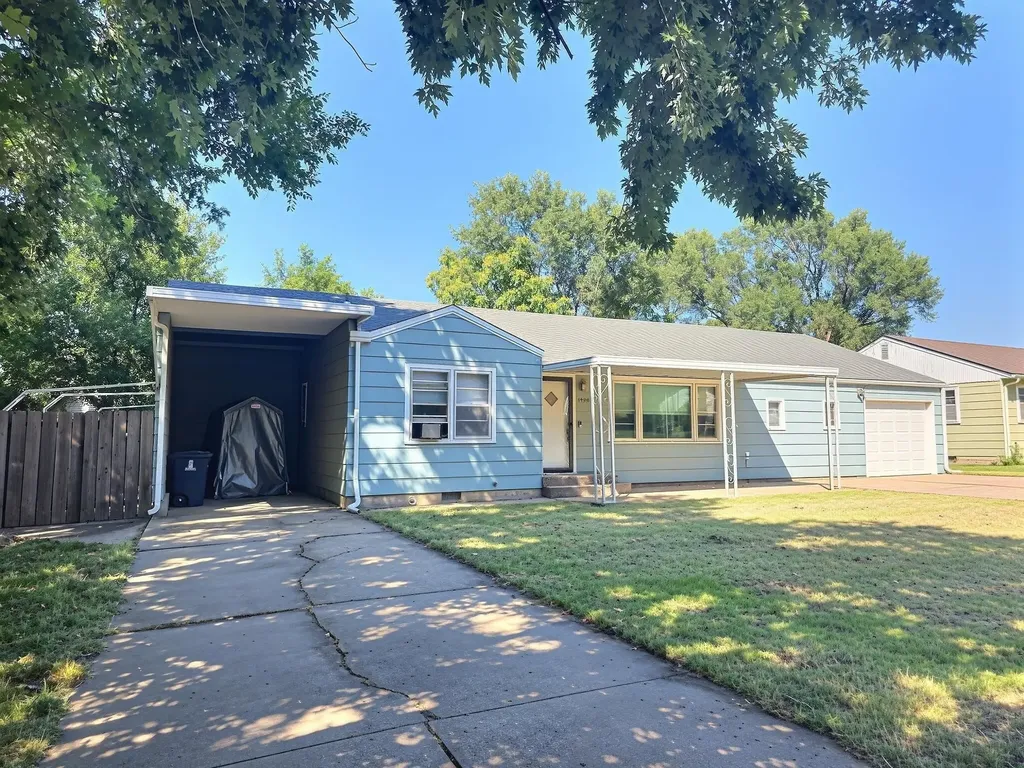1420 Lawndale Avenue El Dorado KS 67042