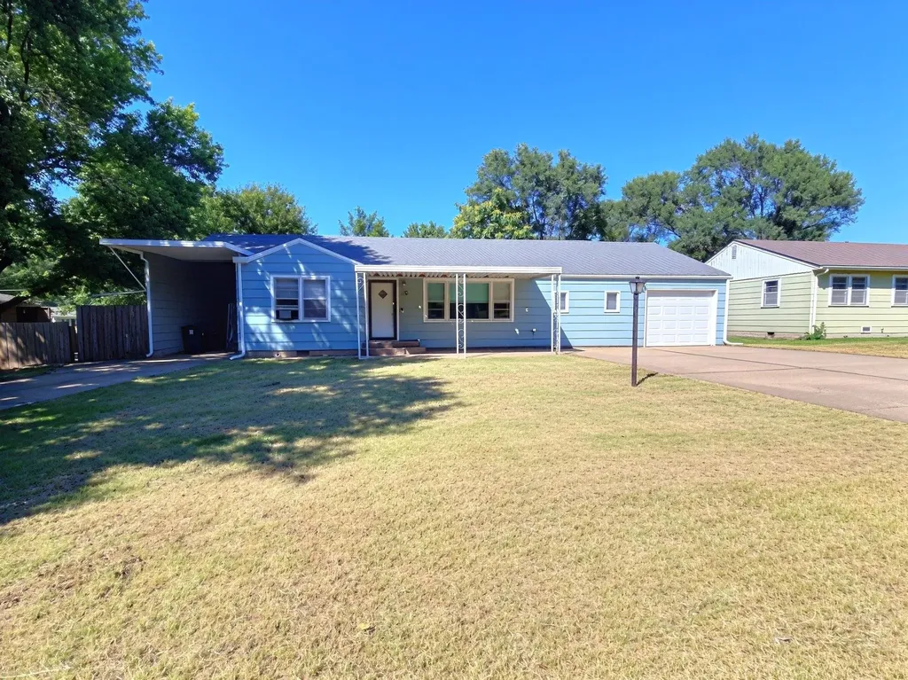 1420 Lawndale Avenue El Dorado KS 67042