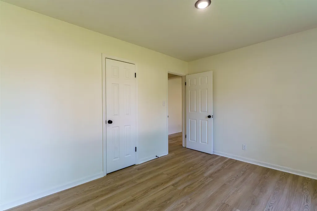 1353 N Pershing Avenue Wichita KS 67208