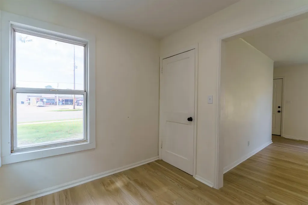 1353 N Pershing Avenue Wichita KS 67208