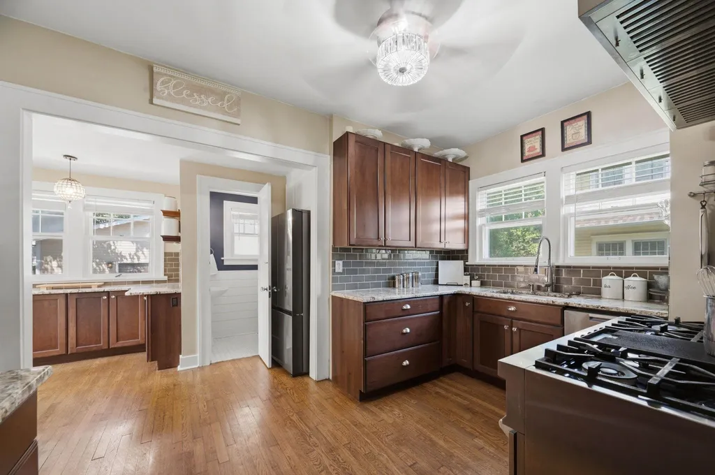 433 N Quentin Wichita KS 67208