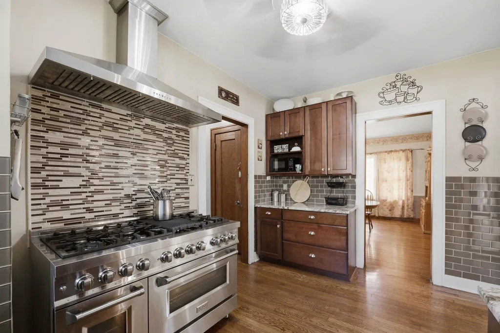 433 N Quentin Wichita KS 67208