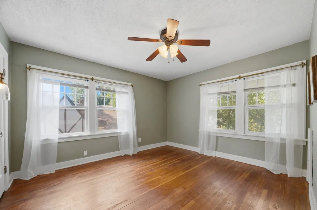 433 N Quentin Wichita KS 67208