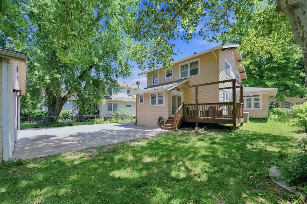 433 N Quentin Wichita KS 67208