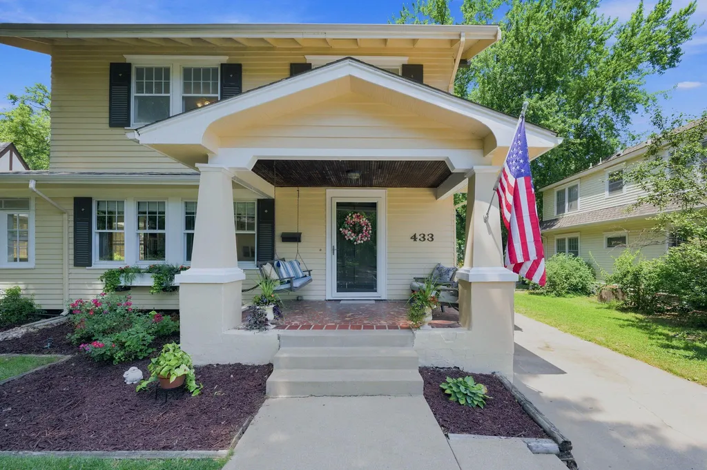 433 N Quentin Wichita KS 67208