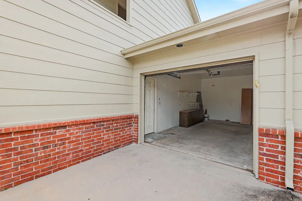 333 S Tyler Wichita KS 67209