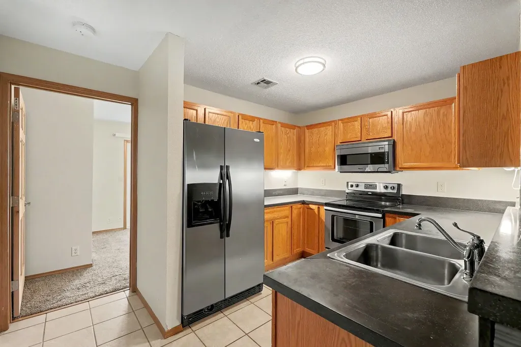 333 S Tyler Wichita KS 67209