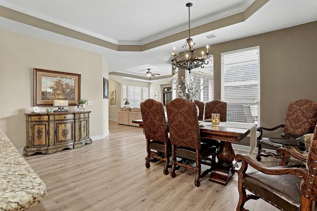 4875 N Indian Oak Street Bel Aire KS 67226