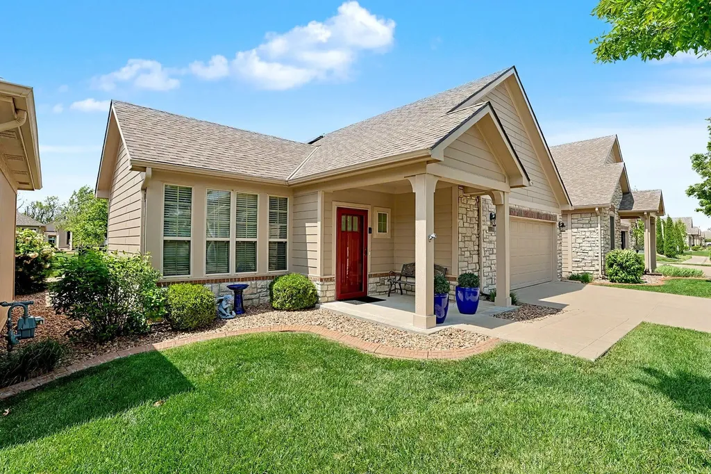 4875 N Indian Oak Street Bel Aire KS 67226