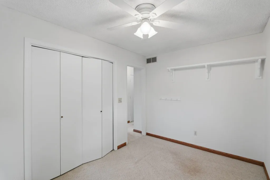 320 N Shawnee Drive Kechi KS 67067