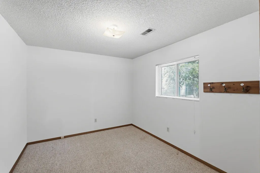 320 N Shawnee Drive Kechi KS 67067