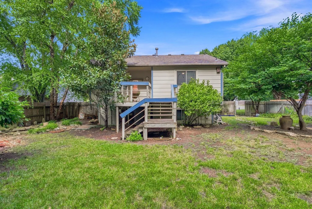 320 N Shawnee Drive Kechi KS 67067