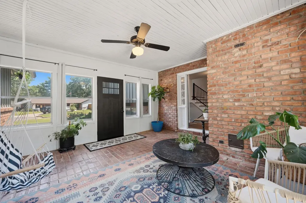 6202 E 10th Street N Wichita KS 67208