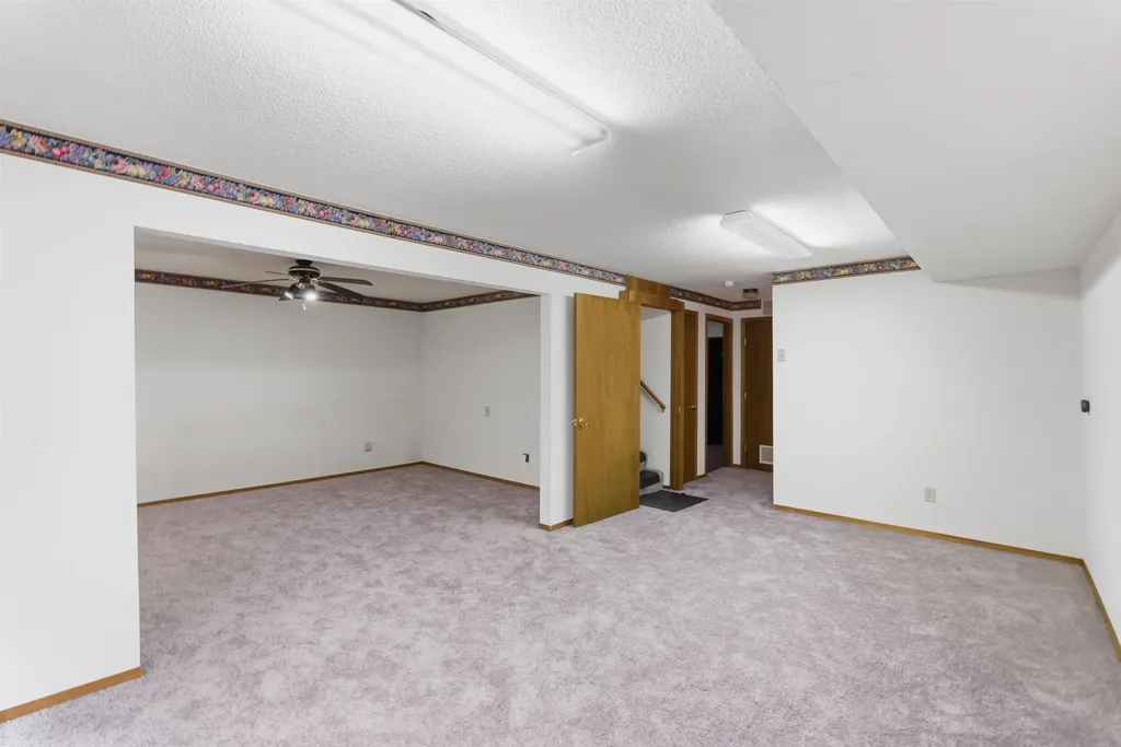 6538 N Longmont Street Park City KS 67219