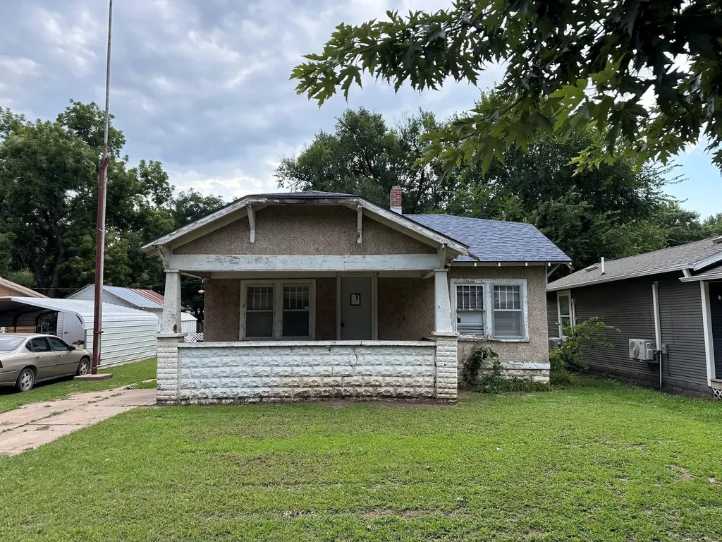 1310 S B Arkansas City KS 67005