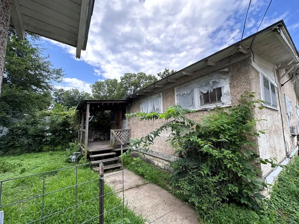 1310 S B Arkansas City KS 67005